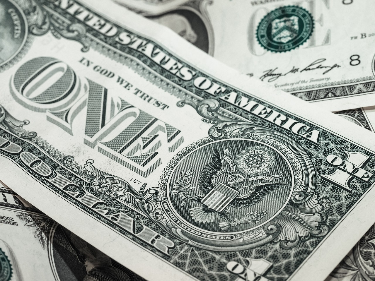 Escape the 9-to-5 Grind – The Art of Passive Income