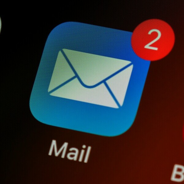 Emails 